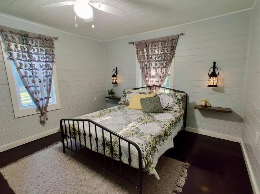 Honeycomb Gem, Beautifully Designed & Near Downtown Thomasville Exterior foto